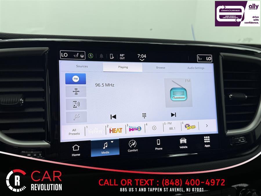 used 2024 Chrysler Pacifica car, priced at $23,999