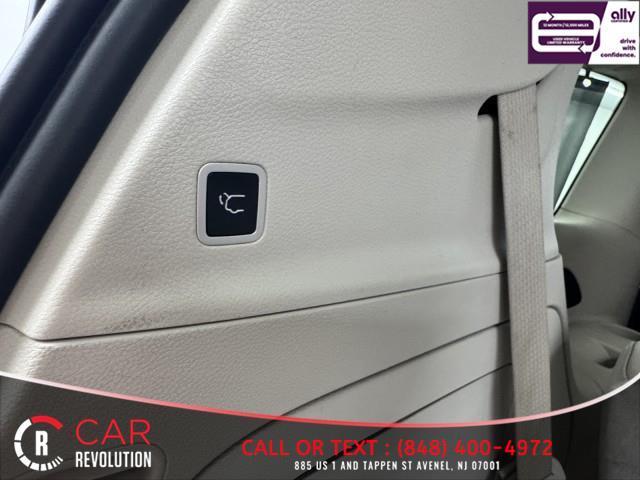used 2021 Chrysler Pacifica Hybrid car, priced at $15,900