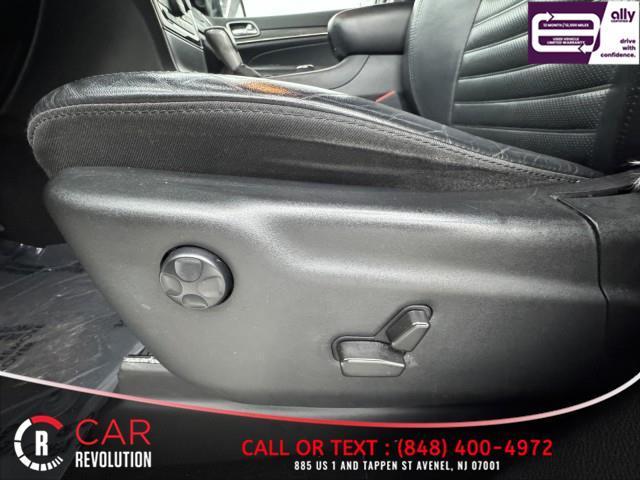 used 2021 Jeep Grand Cherokee car, priced at $15,900