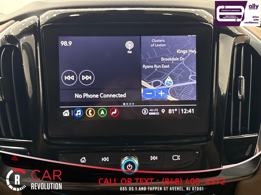 used 2023 Chevrolet Traverse car, priced at $28,194