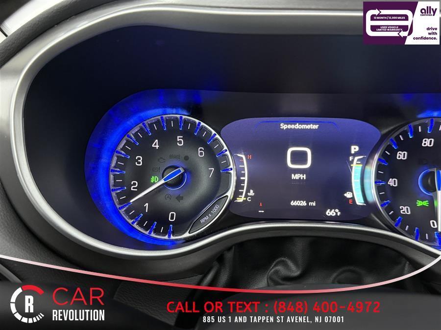 used 2024 Chrysler Pacifica car, priced at $21,999