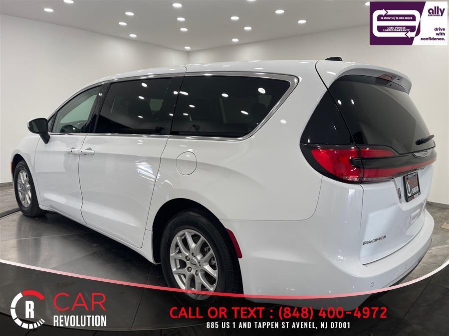 used 2023 Chrysler Pacifica car, priced at $22,145