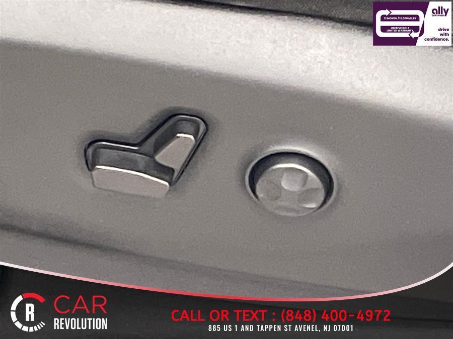 used 2023 Chrysler Pacifica car, priced at $22,145