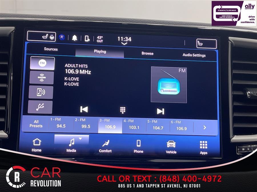 used 2023 Chrysler Pacifica car, priced at $22,145