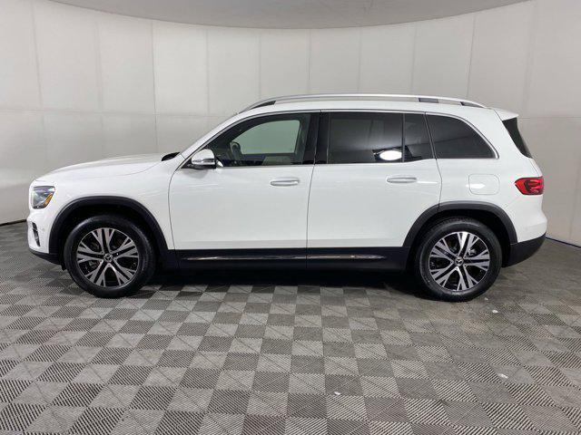 used 2025 Mercedes-Benz GLB 250 car, priced at $39,652