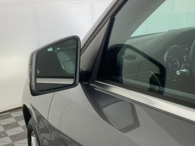 2014 Palladium Silver Metallic Mercedes-Benz M-Class