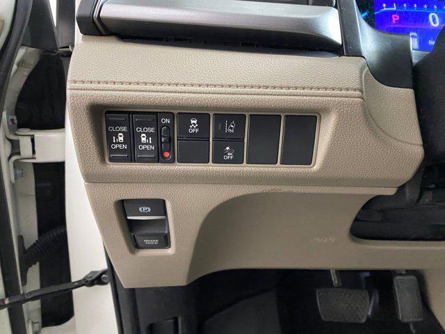 used 2018 Honda Odyssey car, priced at $16,996