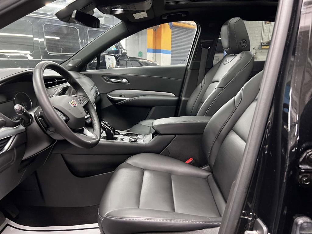 used 2023 Cadillac XT4 car, priced at $28,888