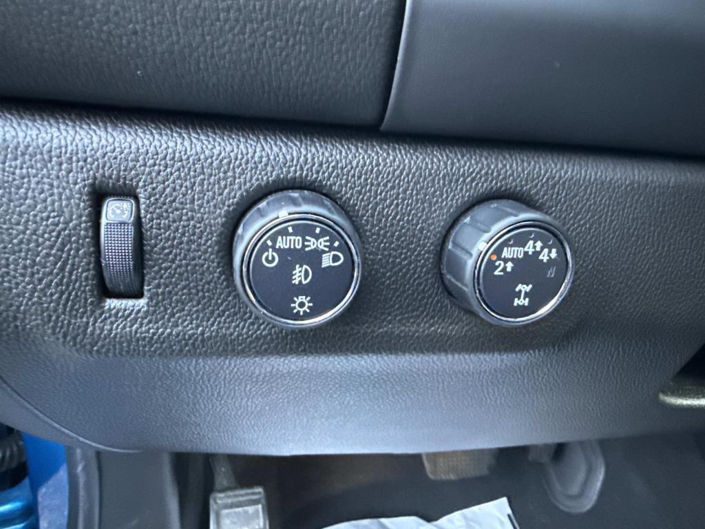 used 2021 GMC Canyon car, priced at $23,993