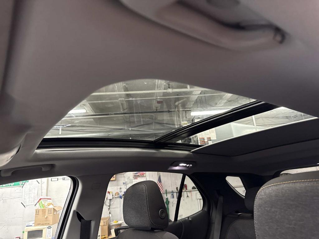 used 2024 Chevrolet Equinox car, priced at $21,968