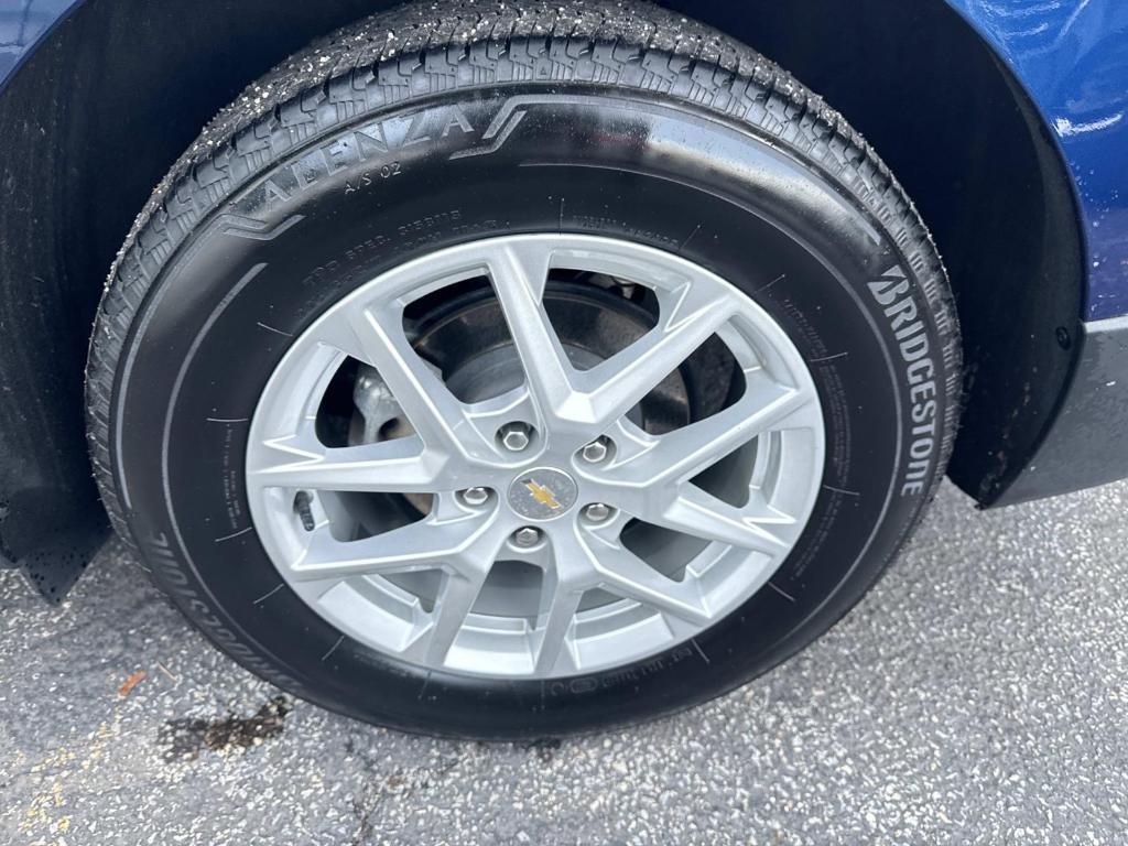 used 2023 Chevrolet Equinox car, priced at $17,891