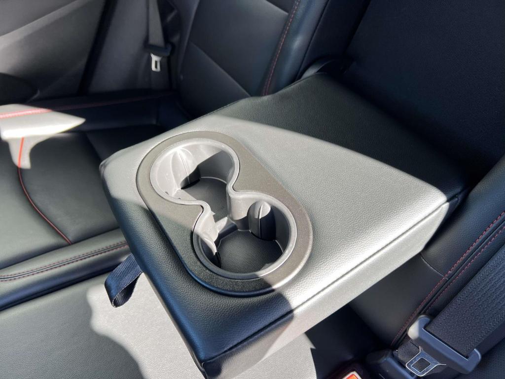 used 2023 Chevrolet Equinox car, priced at $21,988