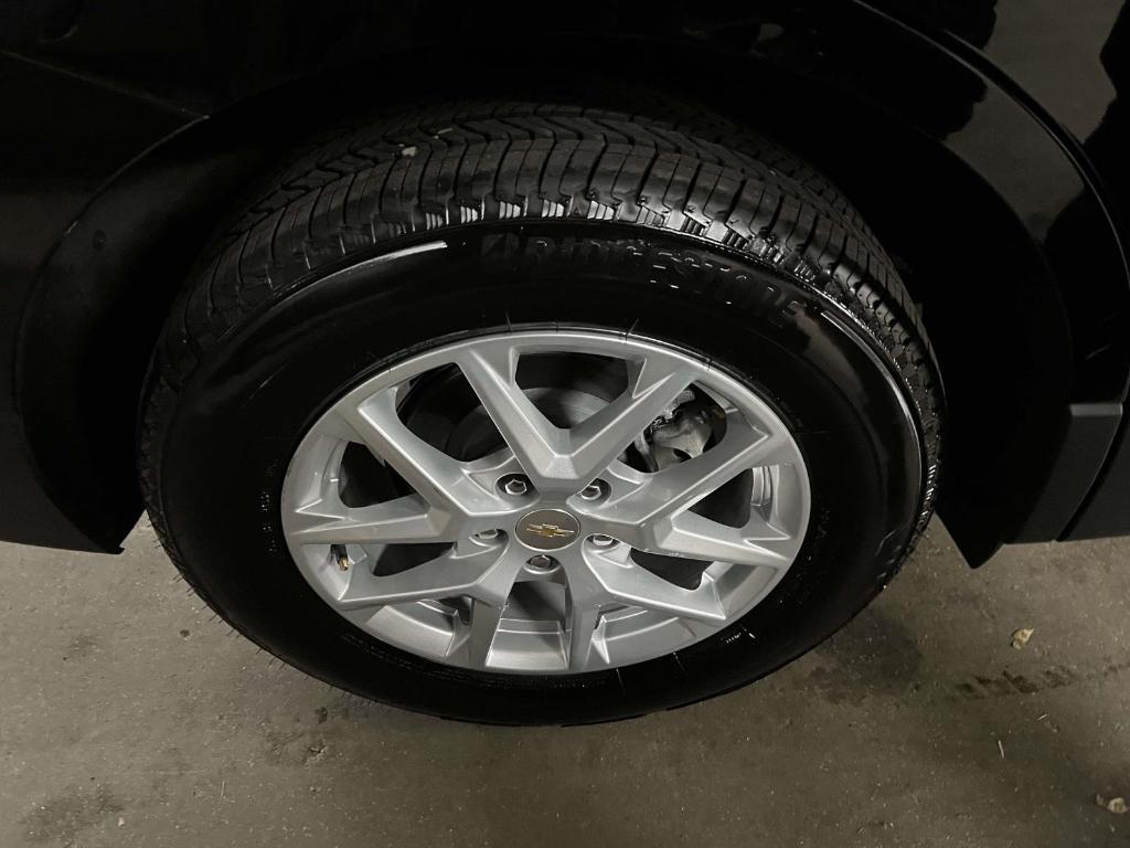 used 2022 Chevrolet Equinox car, priced at $18,591