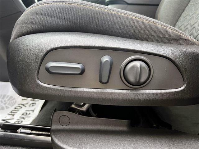 used 2022 Chevrolet Equinox car, priced at $16,379