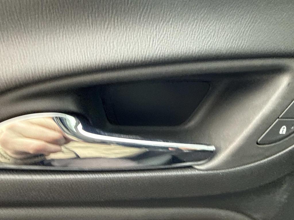 used 2023 Chevrolet Equinox car, priced at $17,888