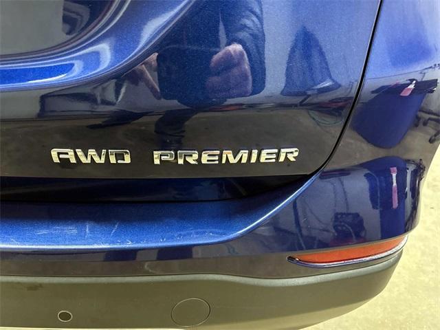 used 2022 Chevrolet Equinox car, priced at $20,989