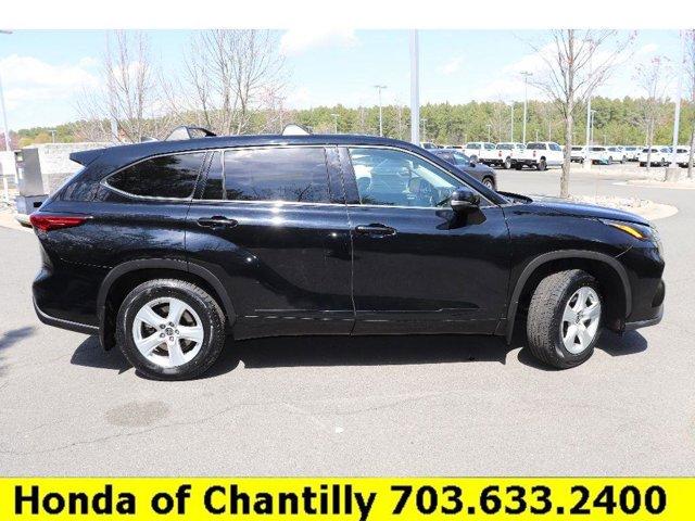 used 2022 Toyota Highlander car, priced at $30,187