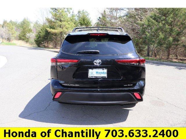 used 2022 Toyota Highlander car, priced at $30,187