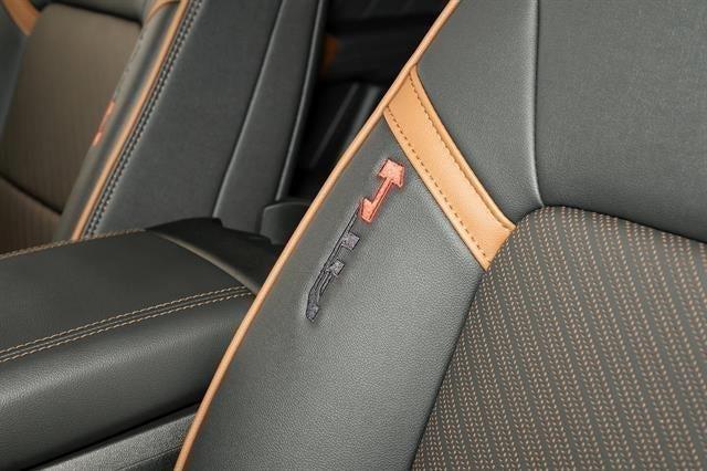 new 2025 GMC Canyon car, priced at $52,933