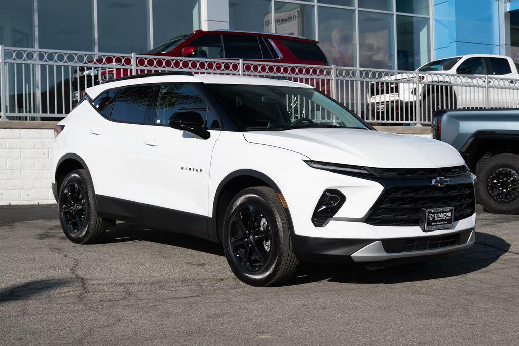 new 2026 Chevrolet Blazer car, priced at $35,665