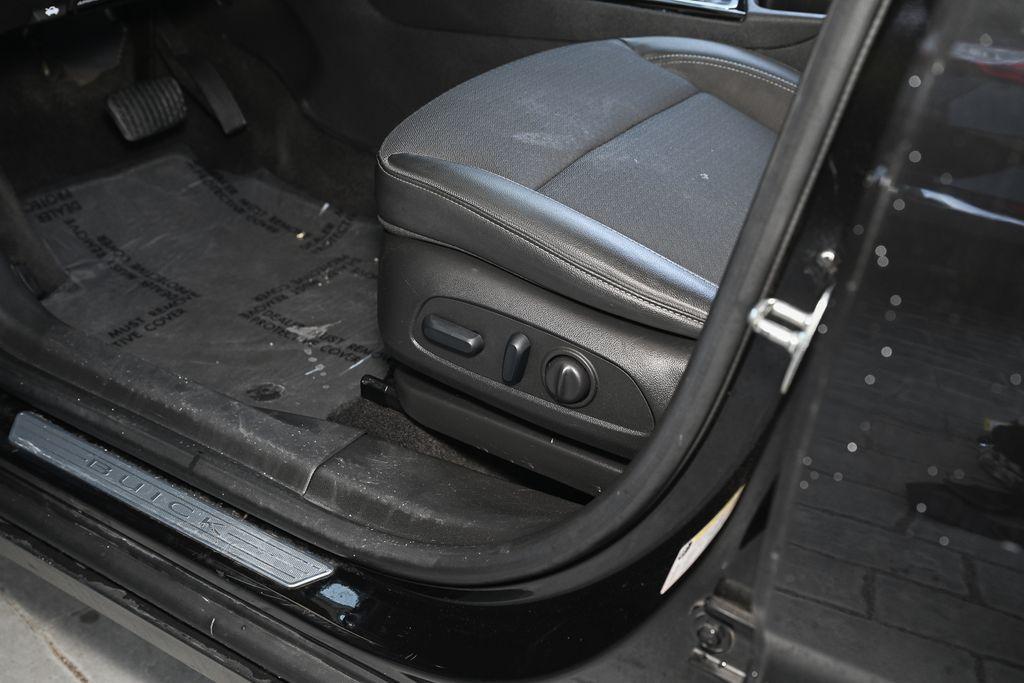 used 2023 Buick Encore GX car, priced at $17,221