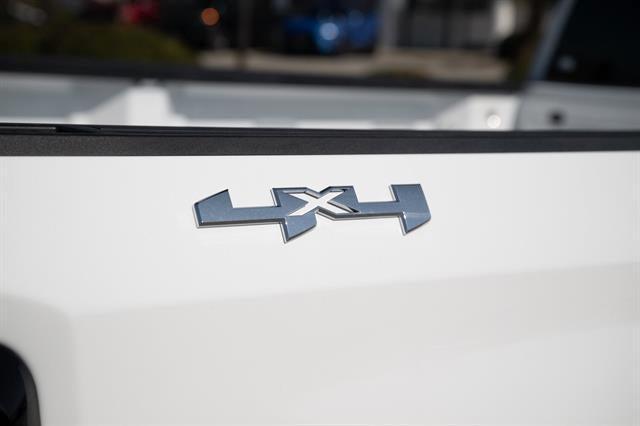 new 2025 GMC Sierra 1500 car, priced at $37,304