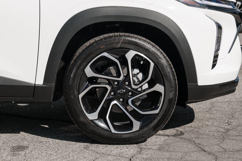 new 2026 Chevrolet Trax car, priced at $27,490