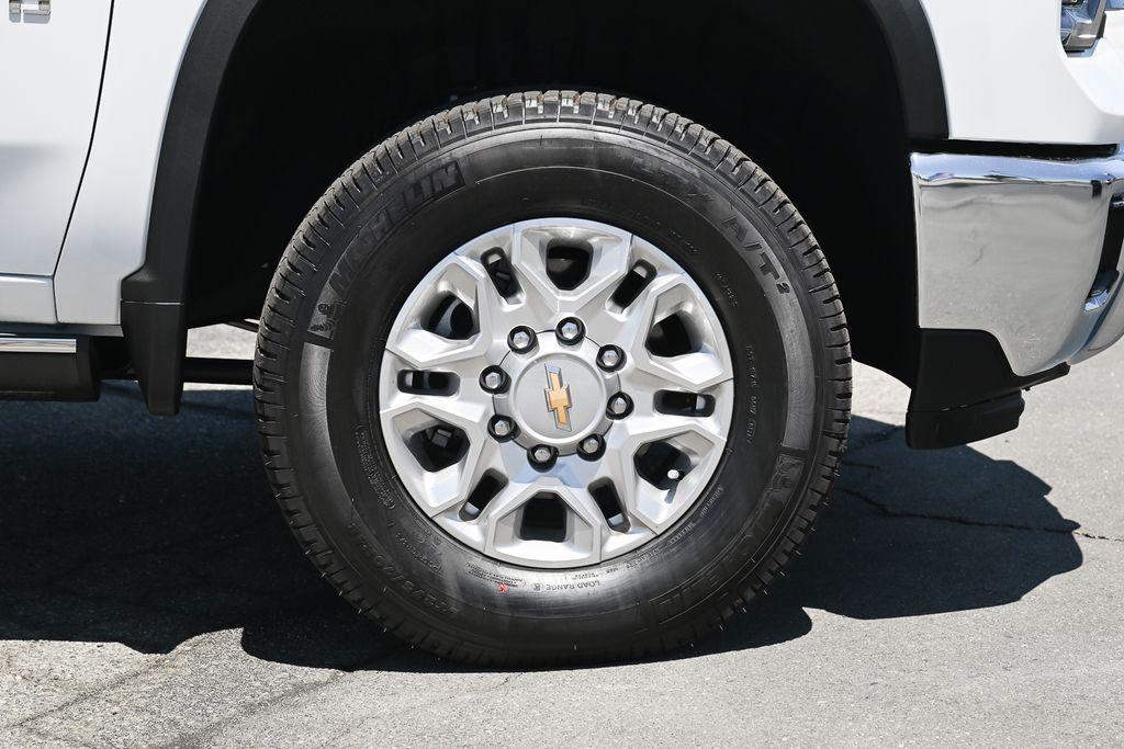 new 2026 Chevrolet Silverado 3500 car, priced at $82,800