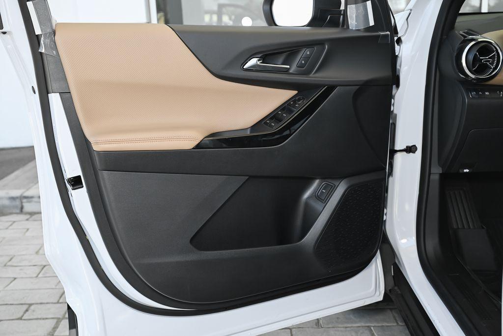 new 2026 Chevrolet Equinox car, priced at $37,435