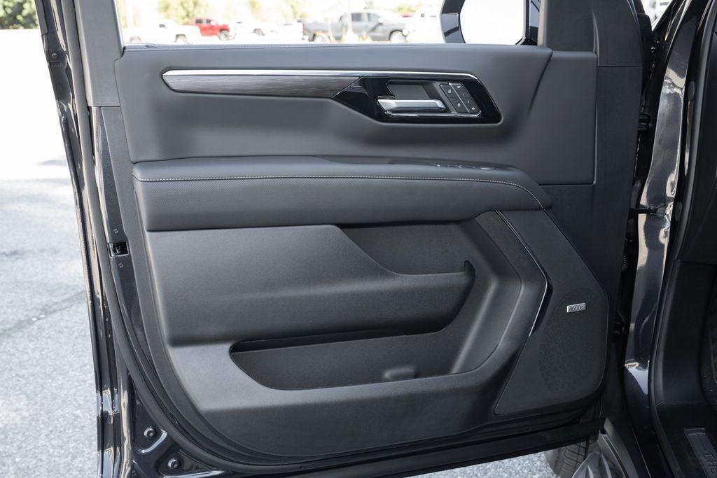 new 2026 Chevrolet Tahoe car, priced at $71,998
