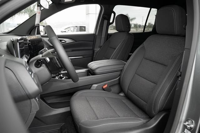 new 2026 Chevrolet Traverse car, priced at $46,870