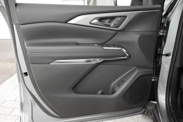 new 2026 Chevrolet Traverse car, priced at $46,870