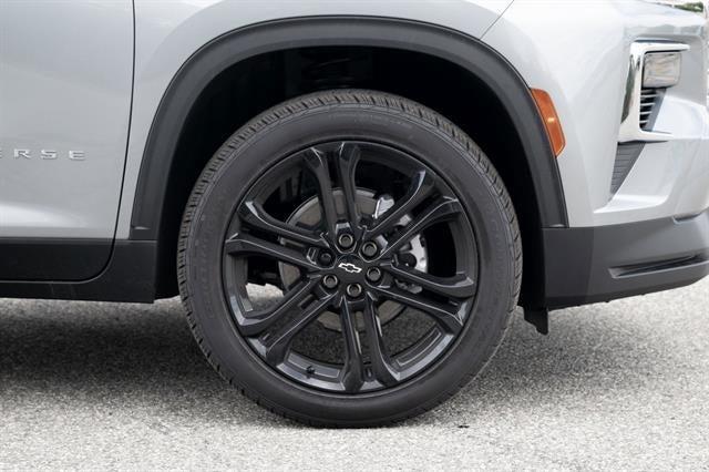 new 2026 Chevrolet Traverse car, priced at $46,870