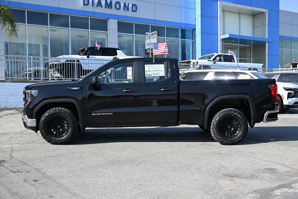 new 2026 GMC Sierra 1500 car, priced at $45,085