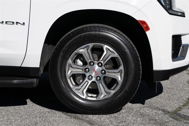 used 2022 GMC Yukon XL car, priced at $35,998