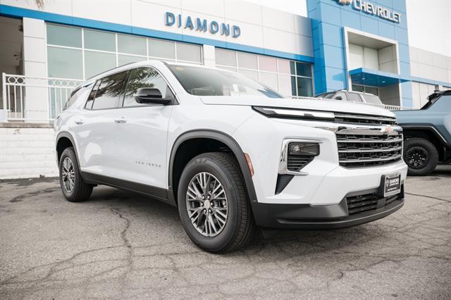 new 2026 Chevrolet Traverse car, priced at $43,518