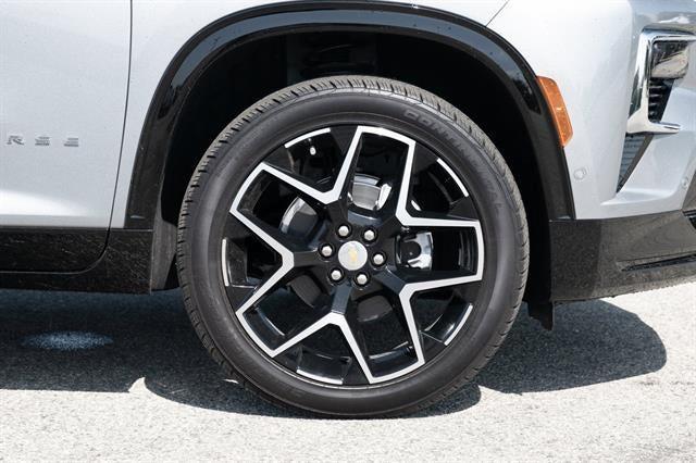 new 2026 Chevrolet Traverse car, priced at $55,094