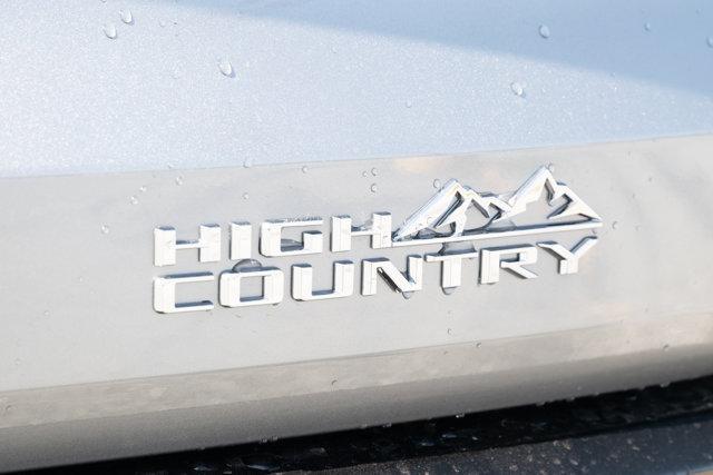 new 2026 Chevrolet Traverse car, priced at $59,094