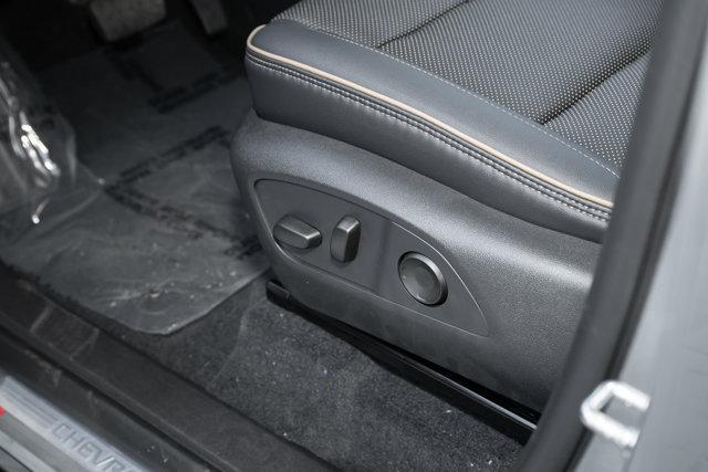 new 2026 Chevrolet Traverse car, priced at $59,094