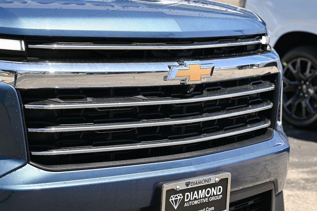 used 2025 Chevrolet Traverse car, priced at $35,975