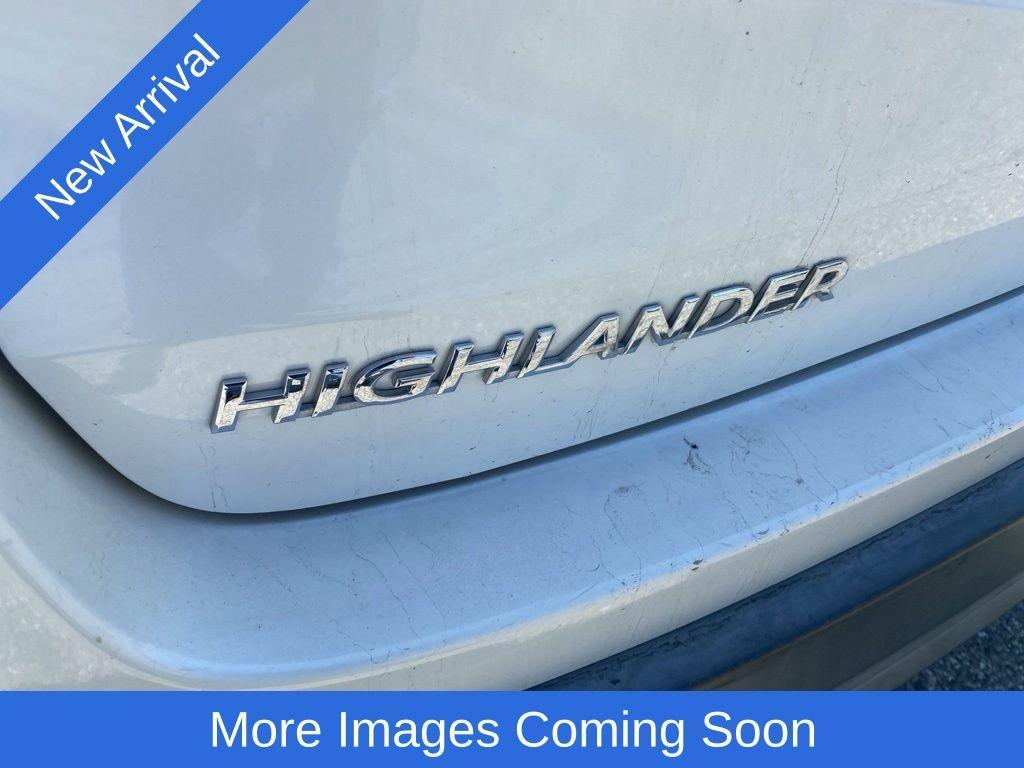 used 2017 Toyota Highlander car, priced at $16,888