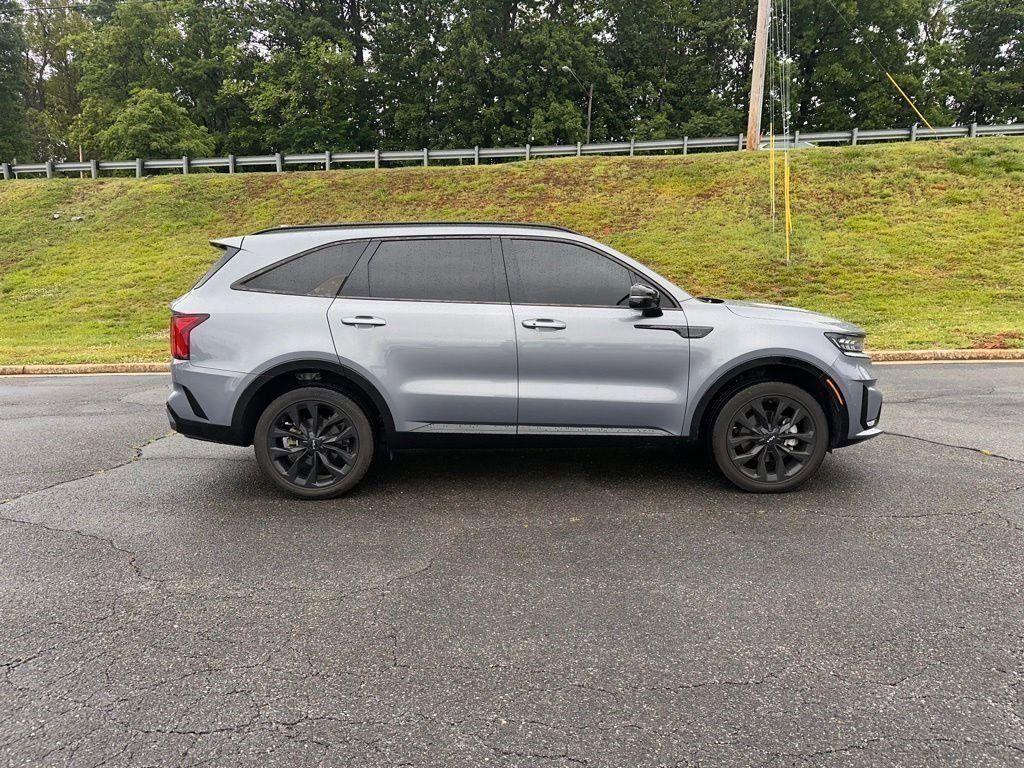 used 2023 Kia Sorento car, priced at $34,658