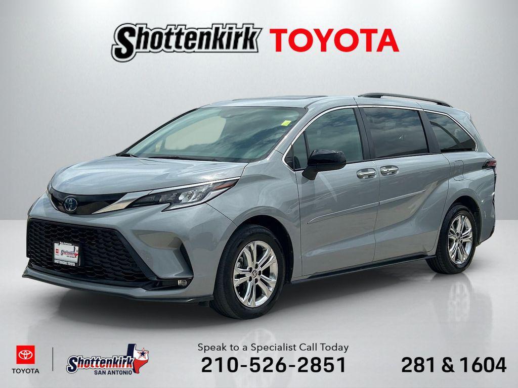 used 2023 Toyota Sienna car, priced at $47,777