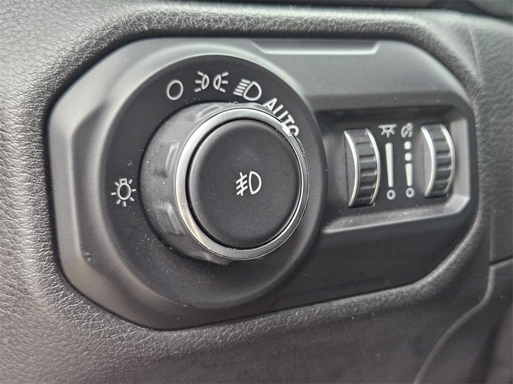 used 2020 Jeep Wrangler Unlimited car, priced at $21,491