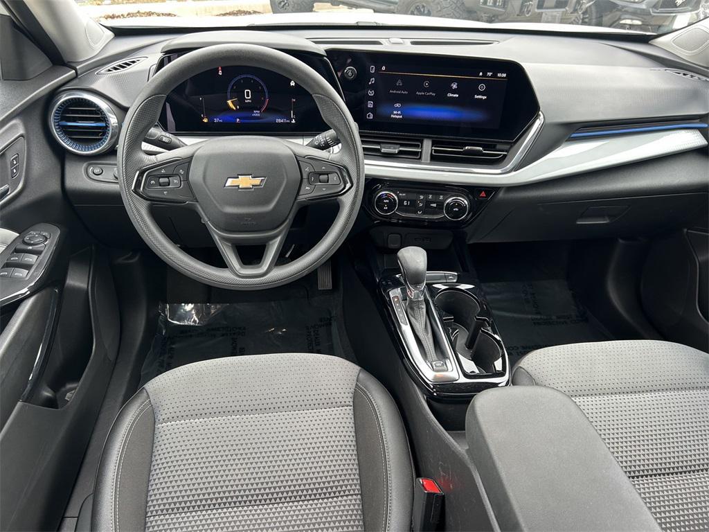 used 2025 Chevrolet Trax car, priced at $19,013
