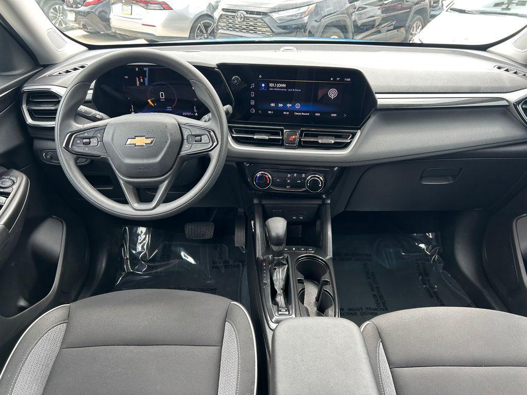 used 2025 Chevrolet TrailBlazer car, priced at $22,991