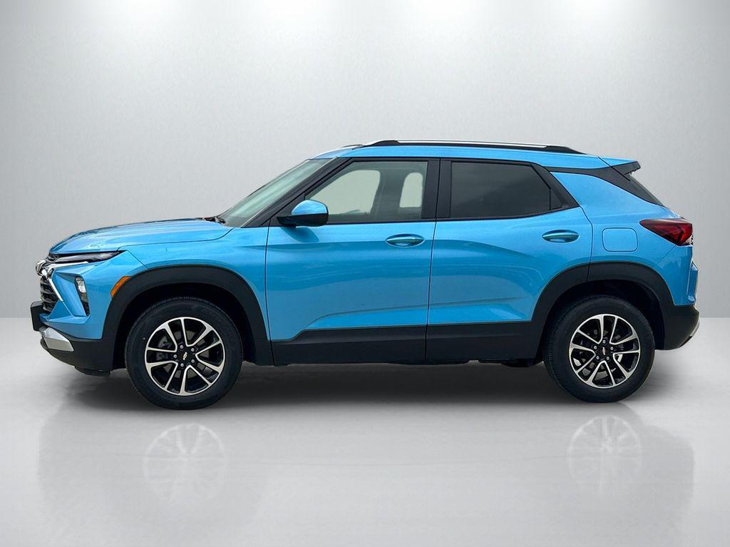 used 2025 Chevrolet TrailBlazer car, priced at $22,991