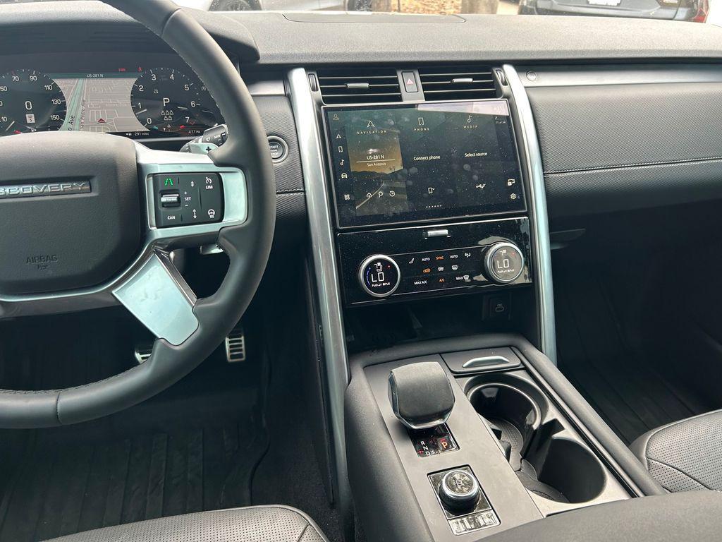used 2024 Land Rover Discovery car, priced at $45,999