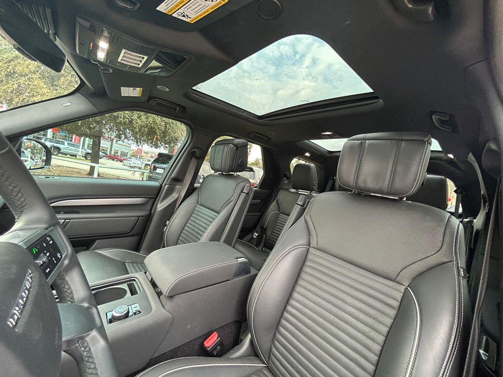 used 2024 Land Rover Discovery car, priced at $45,999