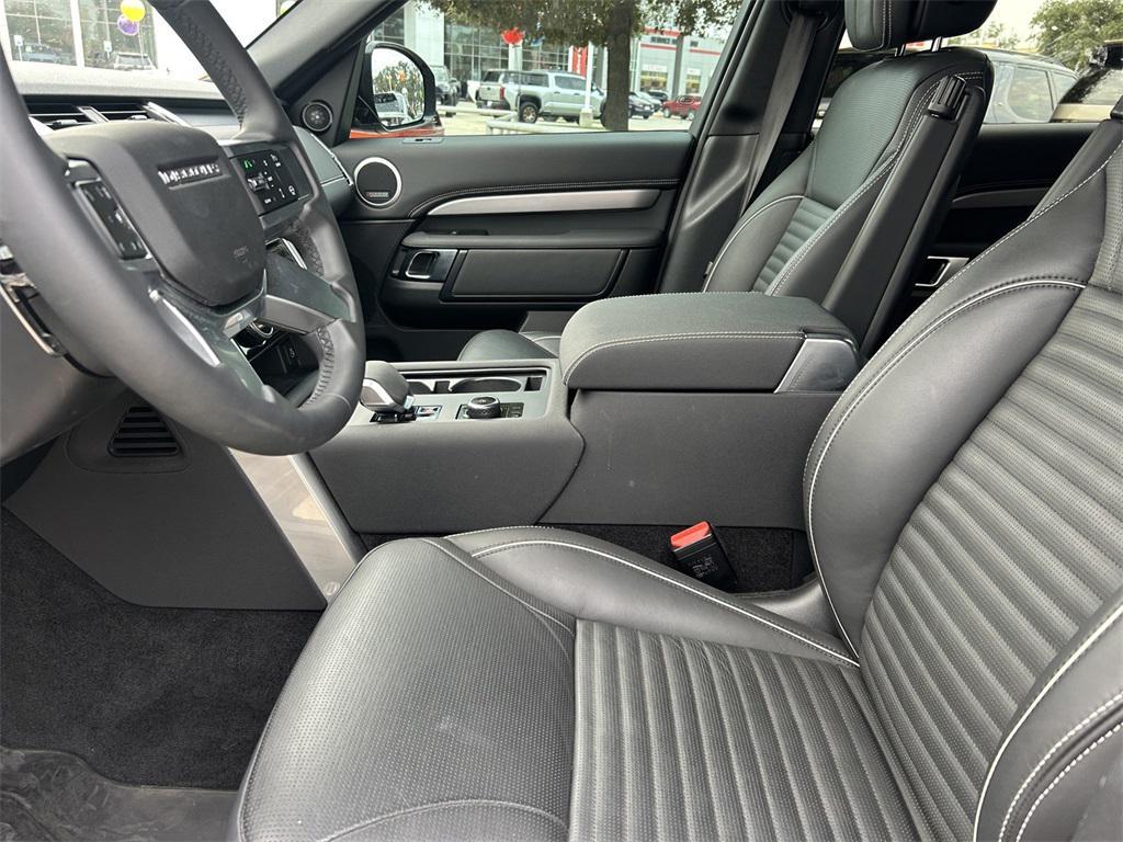 used 2024 Land Rover Discovery car, priced at $53,577